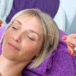 wenkbrauwen epileren met touw - Beautyhouse Rotterdam