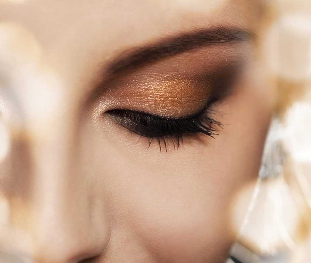 Wimperextension schoonheidsbehandeling voor de feestdagen